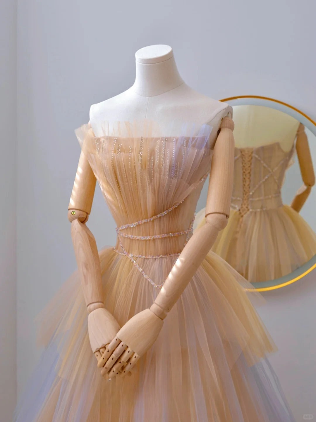 Bezauberndes, trägerloses, ärmelloses, langes Tüll-Abendkleid, formelles Partykleid, Ballkleid AU126