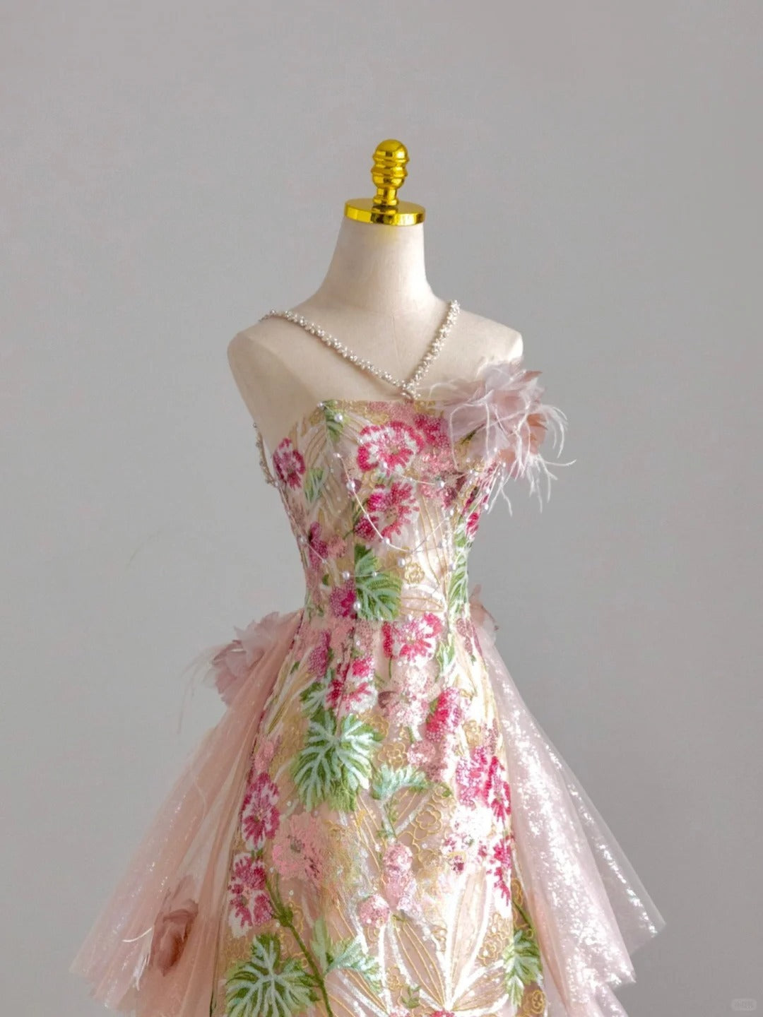 Pretty Mermaid Halter Neck Pink With Flowers Train Sequined Prom Dresses Long Evening Party Formal Outfits RB6609