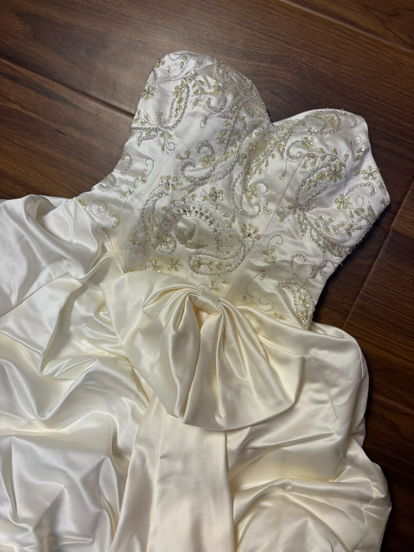 Retro Ball Gown Sweetheart 60s White Fitted Corset Bride Gown Long Wedding Dresses AU177