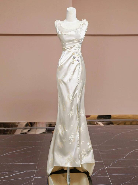 Mermaid Square Neck Sequins Long Prom Dress with Slit main image 1
