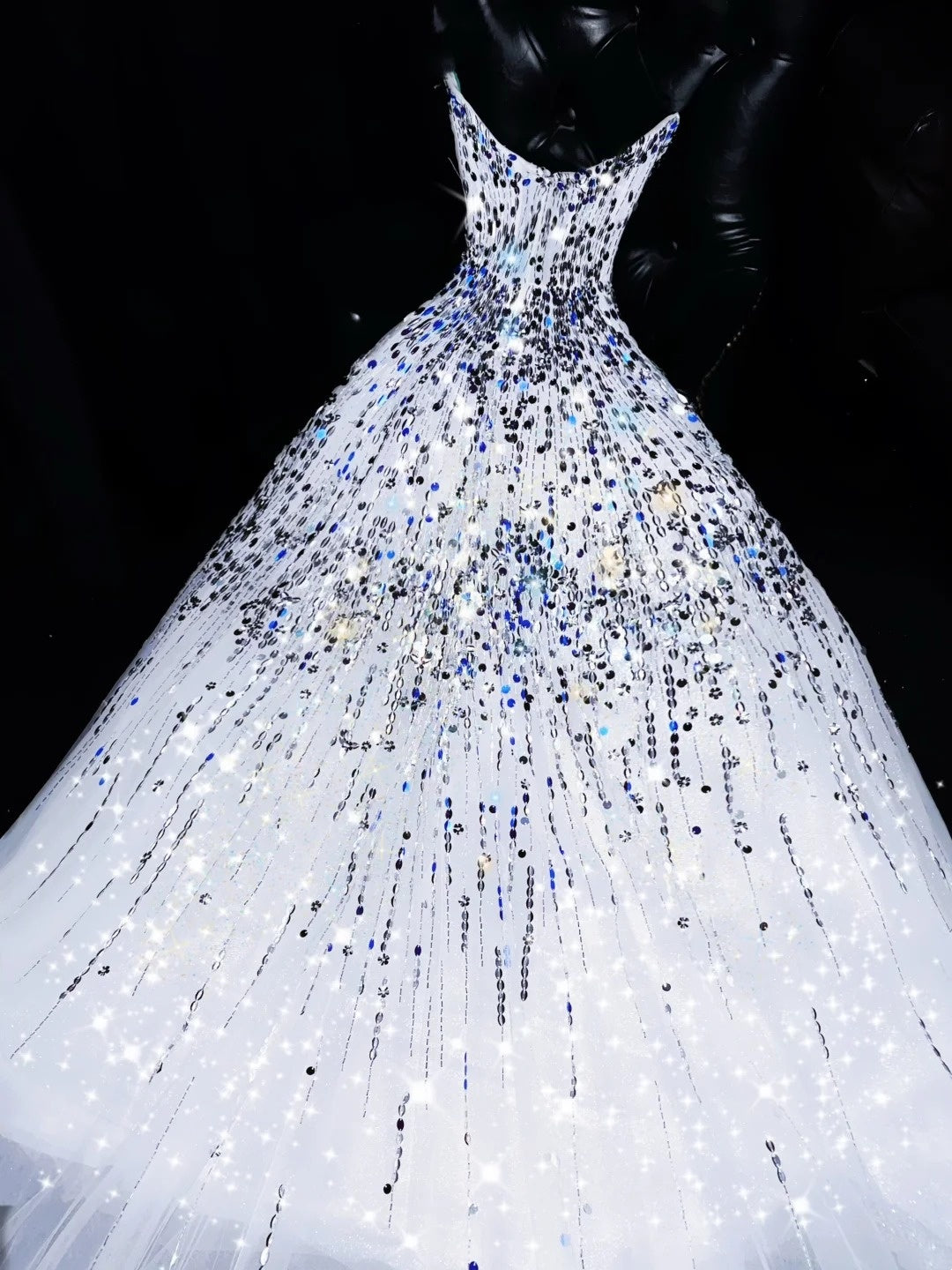 Sparkly Ball Gown Sweetheart White Beaded Bodice Long Prom Dress Evening Outfits Formal Dress N542