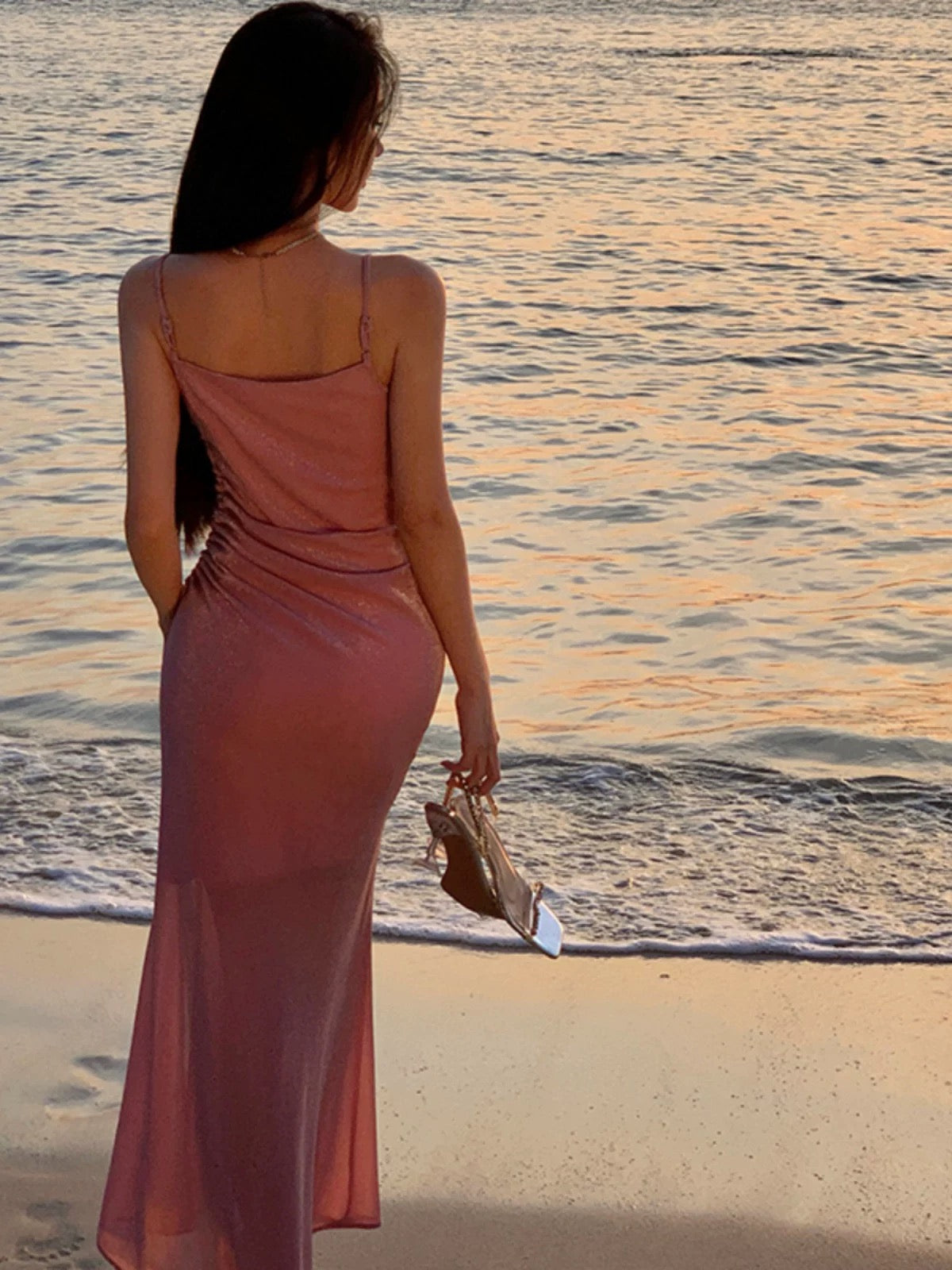 Robe de soirée sirène modeste à fines bretelles et sequins roses fendue, idéale pour les lycéennes et les jeunes filles en fin d'année (N016)