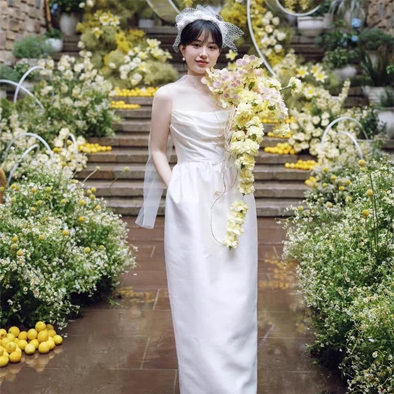 Schlichte Brautkleider Etui Trägerlos Satin mit Taschen Langes Sommer-Gartenhochzeitskleid N4112