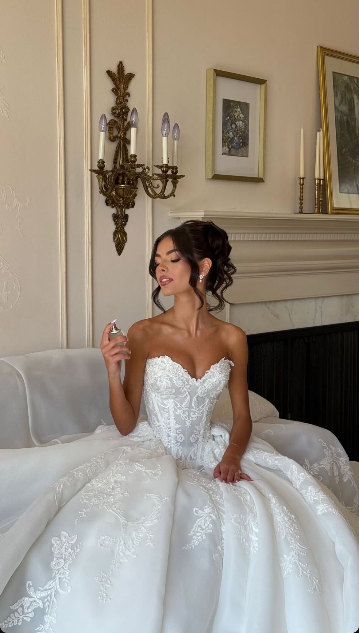 Princess Wedding Dress Ball Gown Sweetheart White Lace With Ruffles Floor Length Bridal Gown RC1392