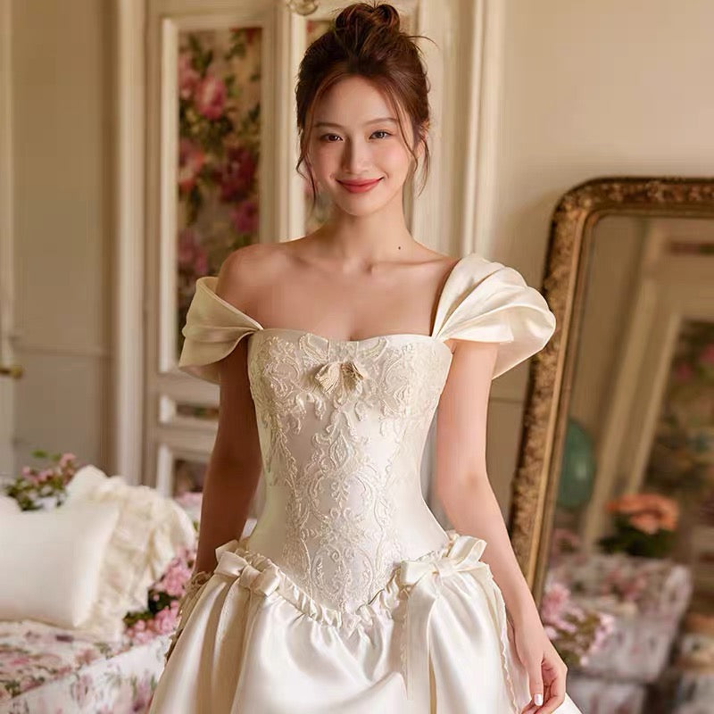 Prinzessin Brautkleider Ballkleid Quadratischer Ausschnitt mit Ärmeln Kurz Mini Sommer Garten Hochzeitskleid N4101