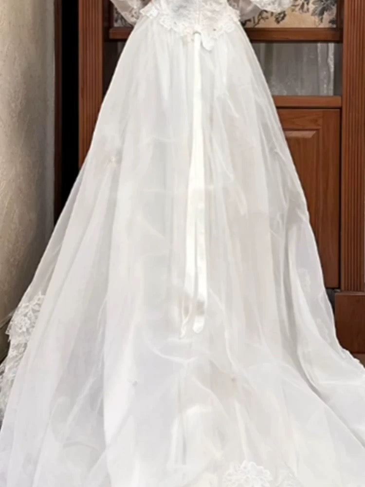 Vintage Hochzeitskleider A-Linie V-Ausschnitt Spitze Lange Ärmel Sommergarten Brautkleid N4120