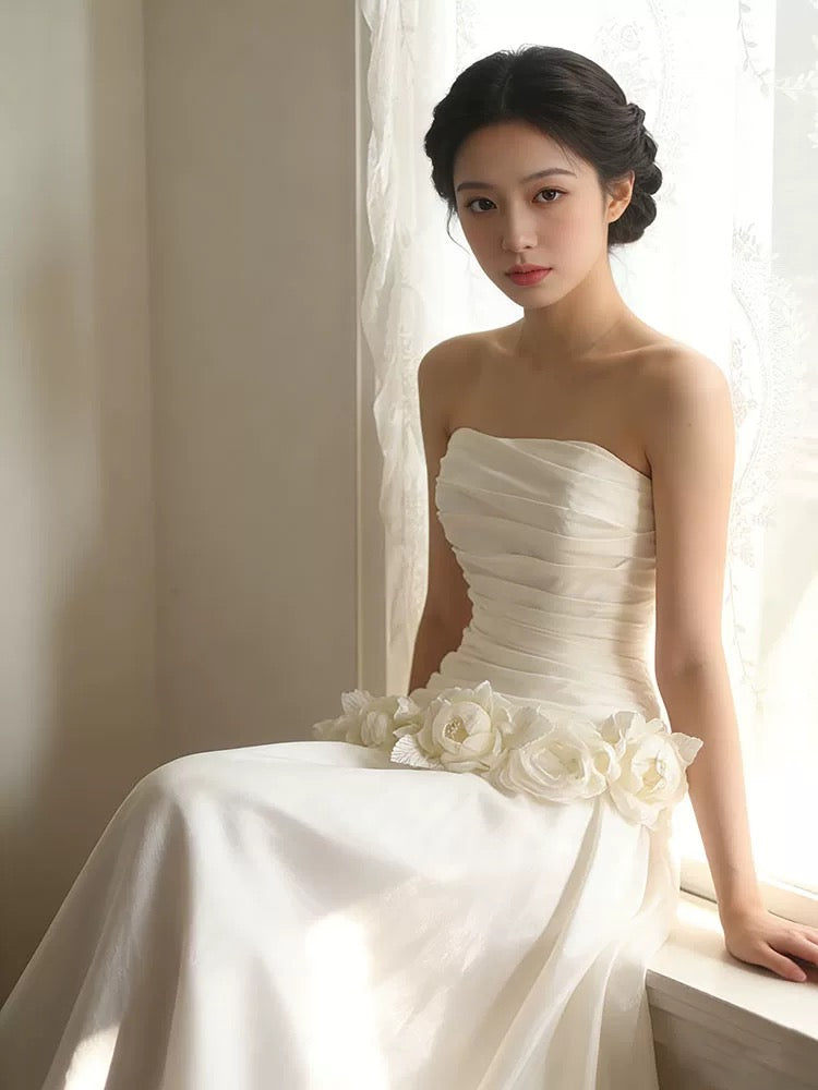 Chic Wedding Dresses Mermaid Strapless Neck With Flowers Garden Wedding Dress N4290