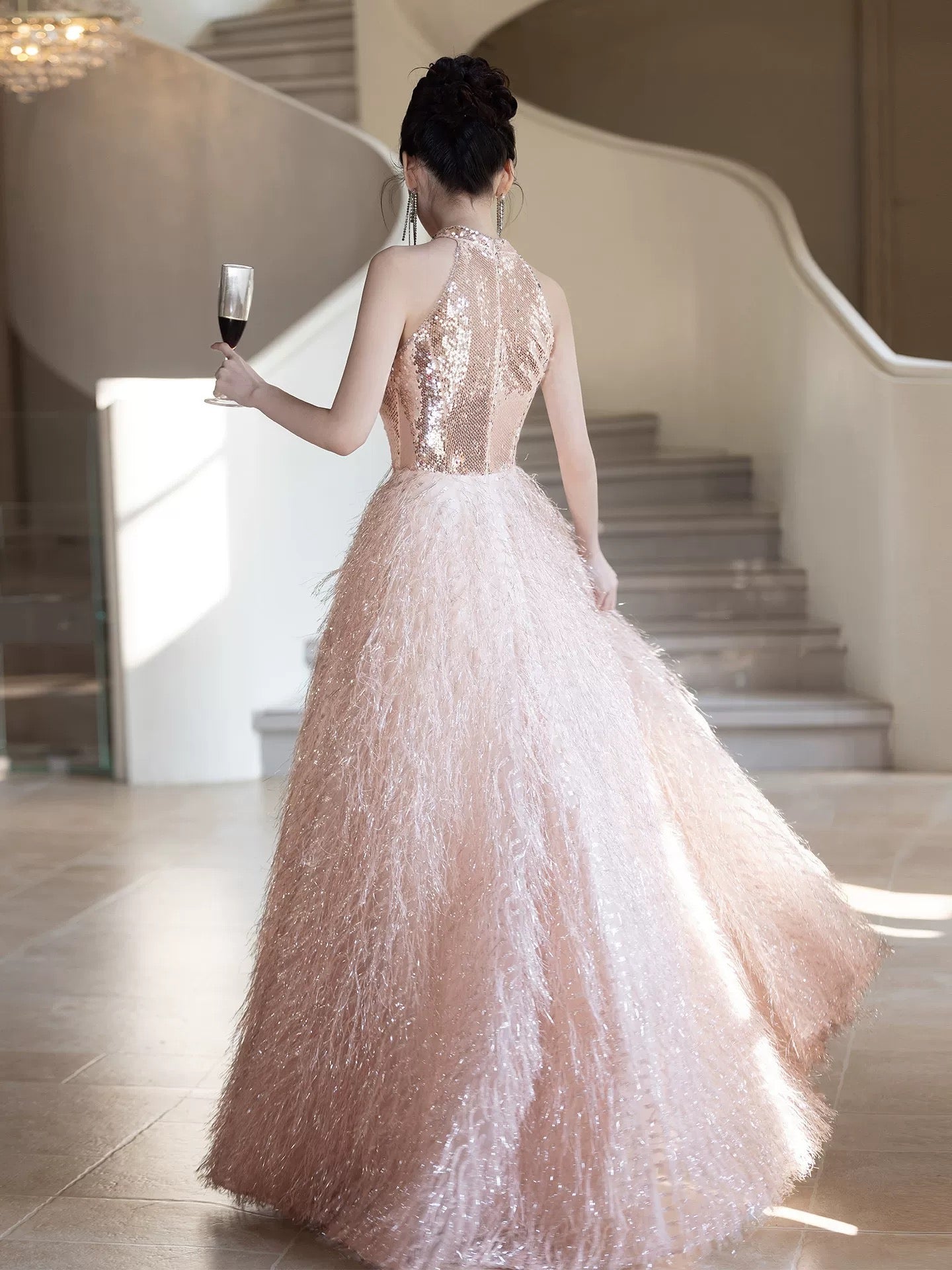 Sexy Prom Dresses A Line Halter Light Pink Sequin Evening Long Formal Dress RB3731