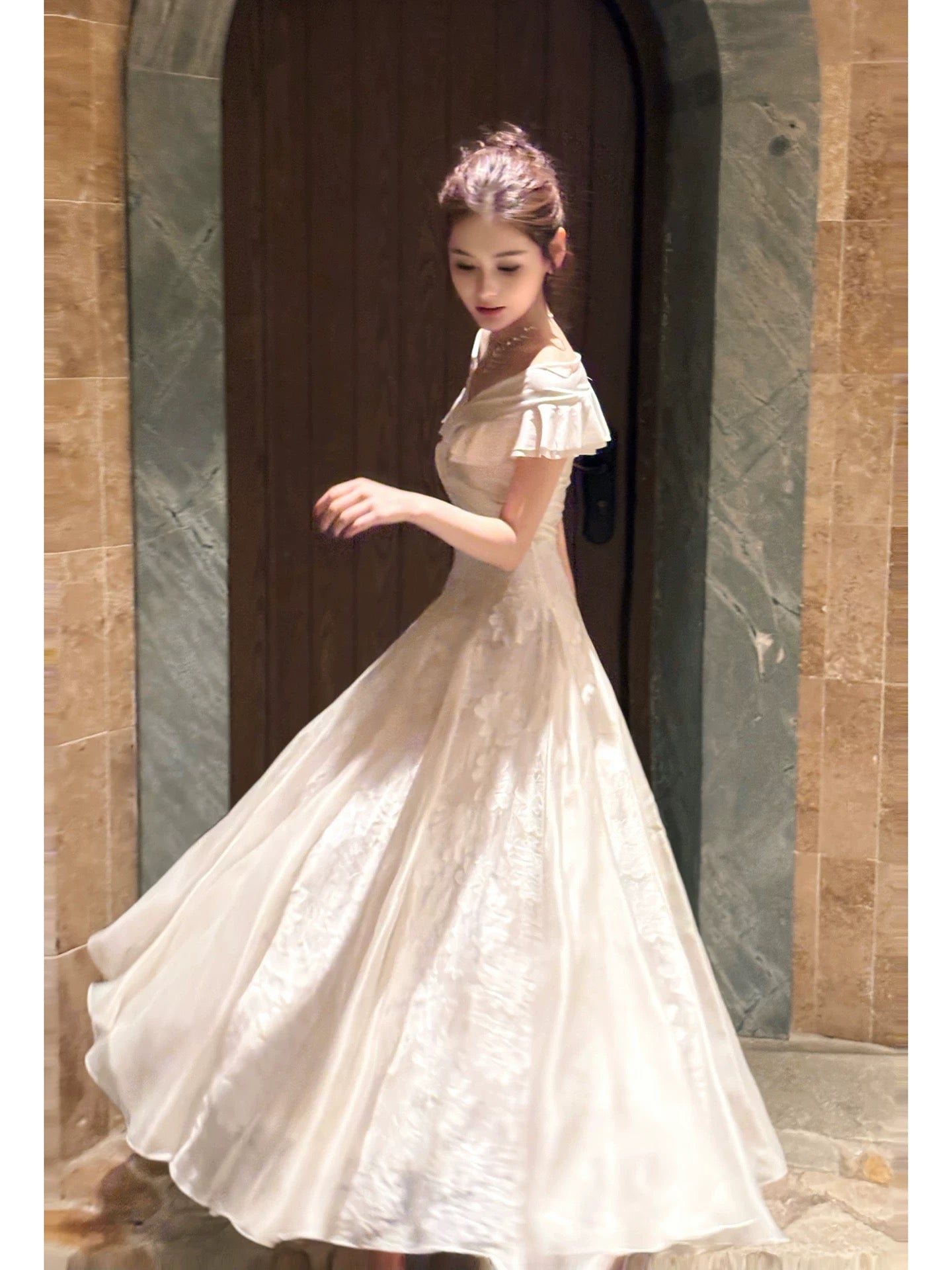 Meerjungfrauenkleid im französischen Stil, schulterfrei, Spitze, weiß, inspiriert, langes Ball- und Hochzeitsgastkleid N2062