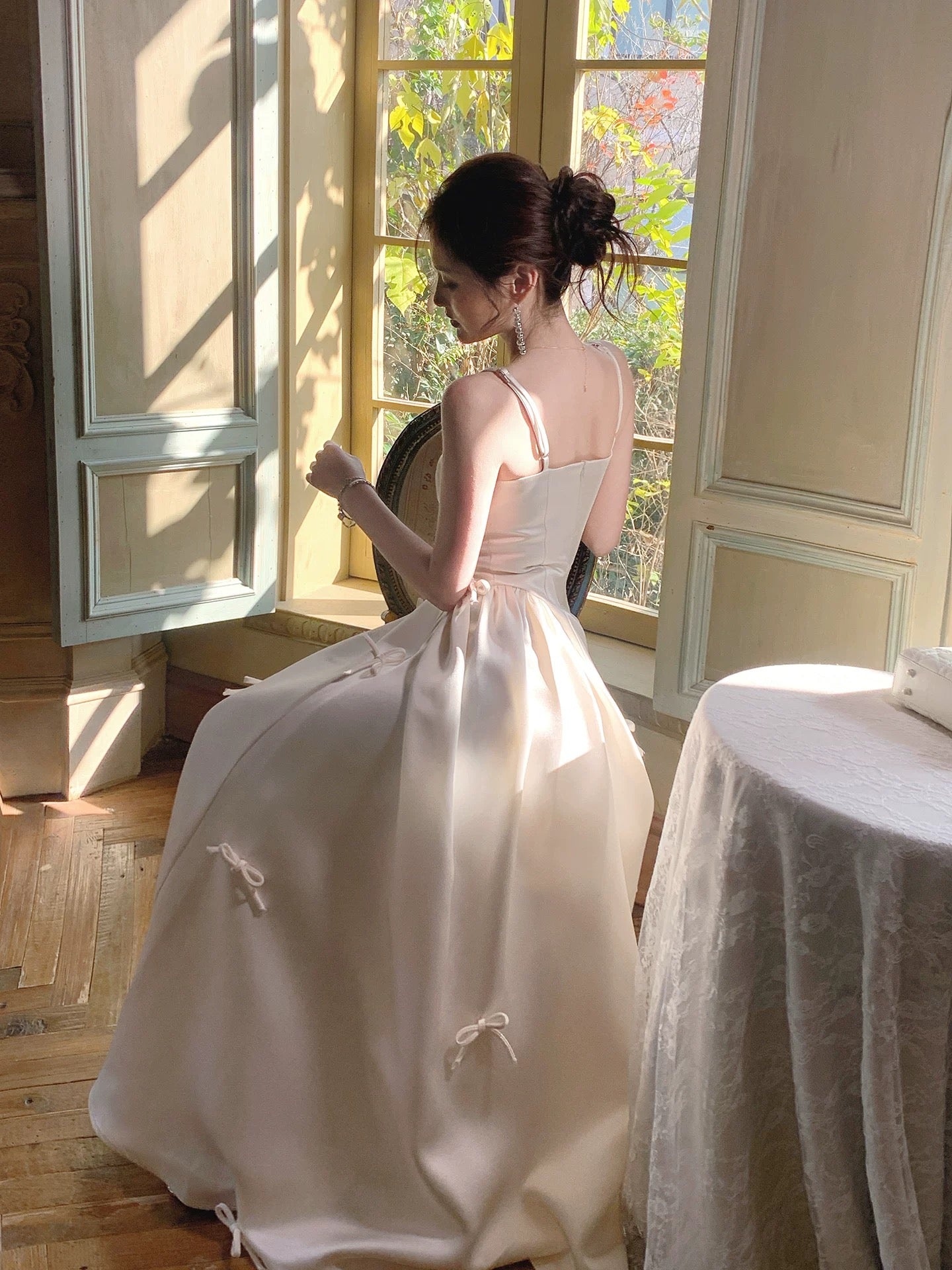 Einfaches A-Linien-Spaghettiträger-Kleid aus elfenbeinfarbenem Satin, lang für Damen, Mädchen, Teenager, Ballkleider N2194