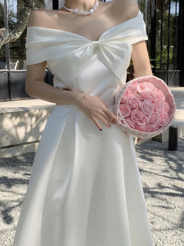 Mystical A Line Off The Shoulder White Satin Tea Length Date Night Outfits Formal Prom Gown 17th Birthday Dresses RB5681