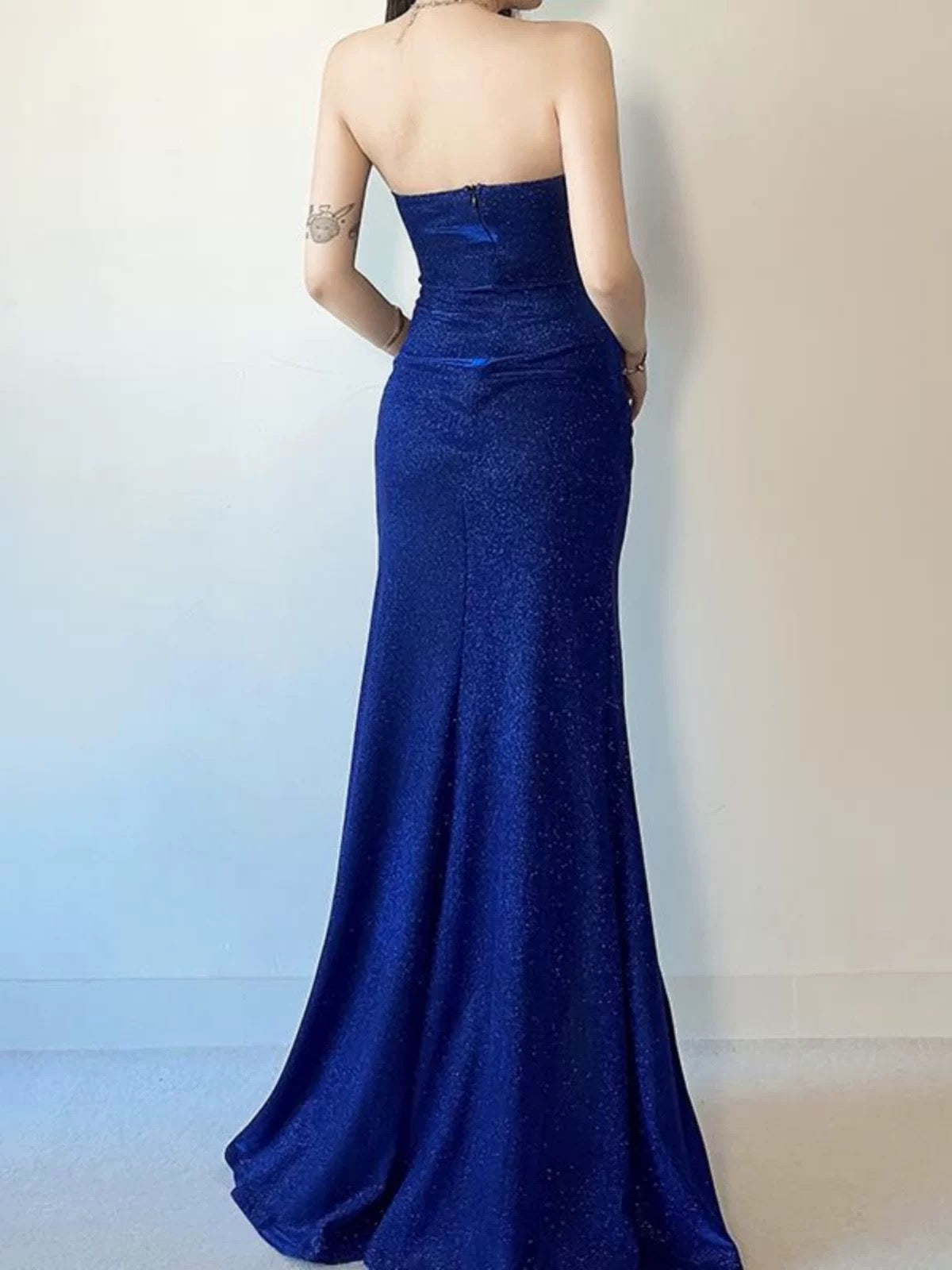 Sexy Meerjungfrau trägerlos königsblau mit Pailletten und Schlitz Date Night Abend-Outfit formelles Abschlussballkleid RB5422