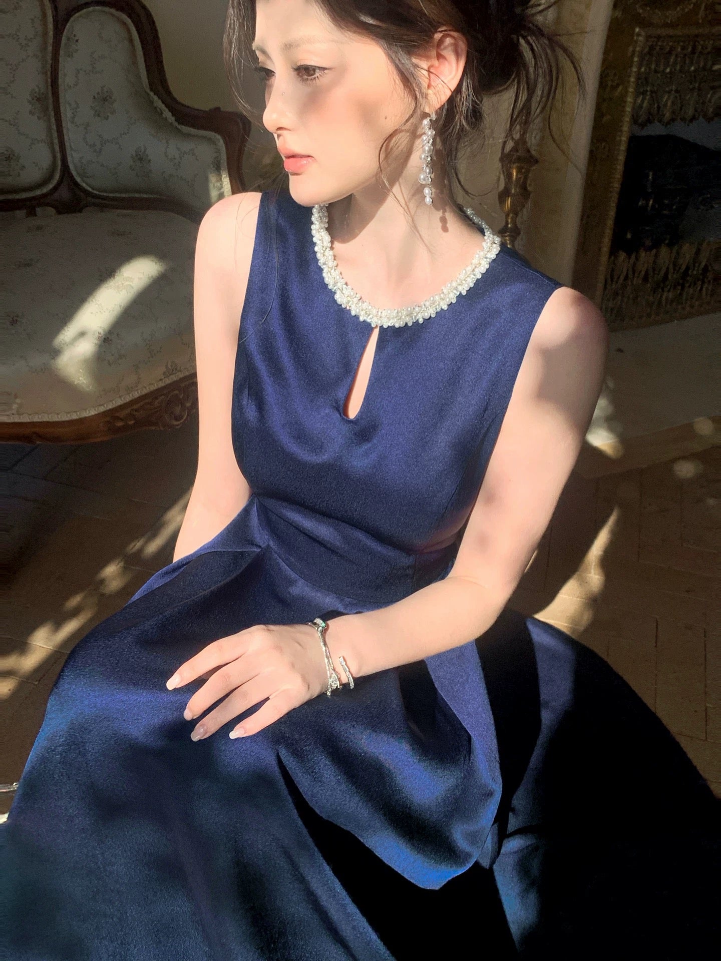Chic A Line Scoop Royal Blue Wedding Guest Dresses Long Prom Formal Dresses AB1852