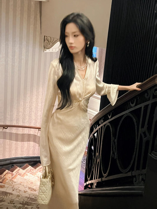 Artistic Mermaid V Neck White Satin With Long Sleeve Outdoor Semi Formal Summer Garden Date Night Outfits Wedding Guest Dresses RB5089