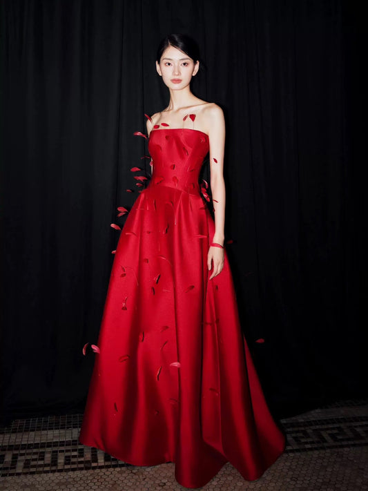 Elegant A line Strapless Red With Feathers Date Night Outfits Semi Formal Prom Gown Evening Dresses RB5565