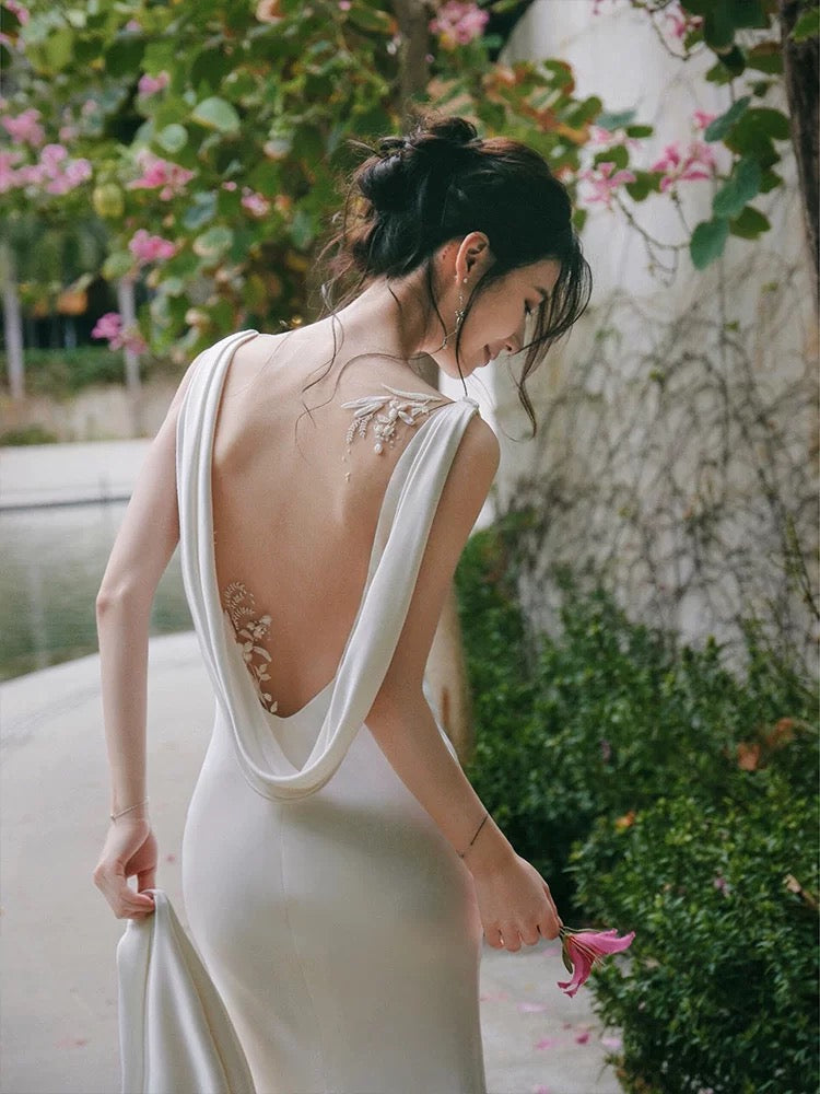 French Style Mermaid Cowl Neck Backless With White Lace Bridal Dress Long Wedding Dresses RB5157