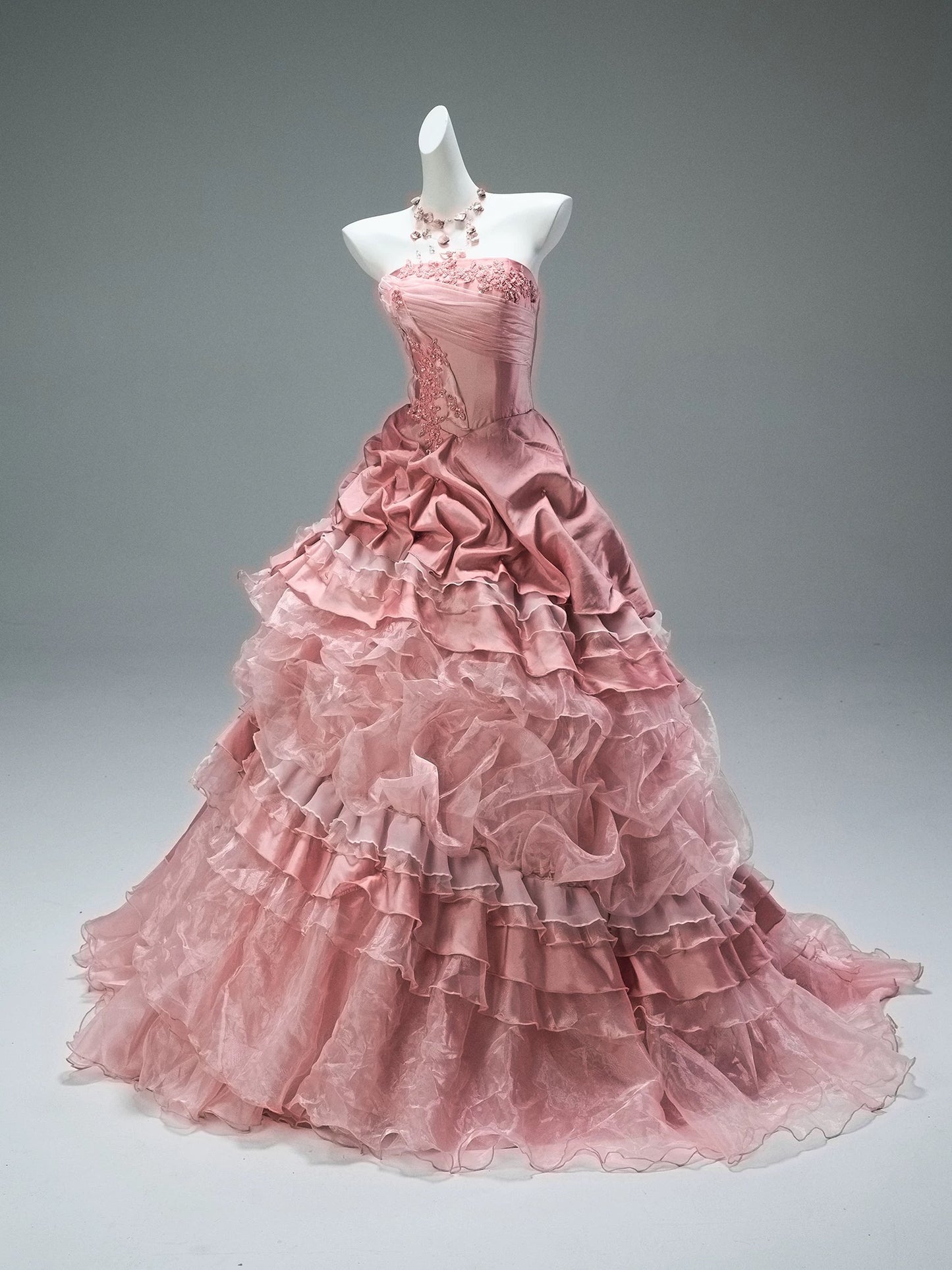 Pretty Ball Gown Strapless Pink Satin Sleeveless With Flowers Ruffled Long 15 Quinceanera Dresses Photo Ideas Formal Outfit RB5582
