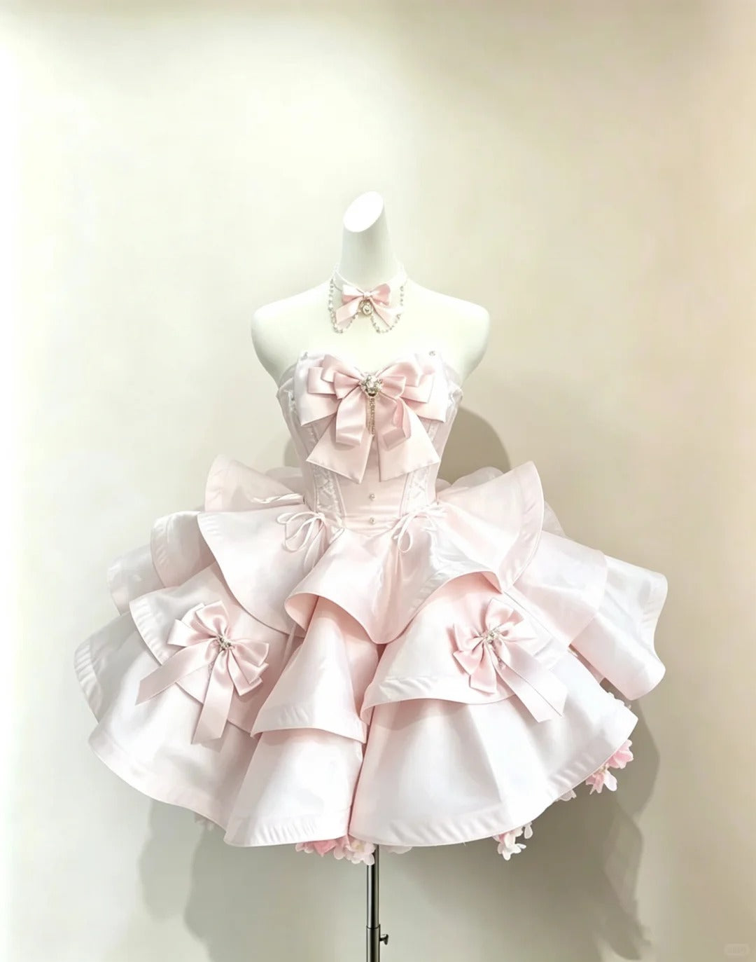 Elegantes Ballkleid, Neckholder, Rosa Satin mit Schleife, Lolita-Kleid, Homecoming-Kleider, Cocktail-Hoco-Outfit RB4674