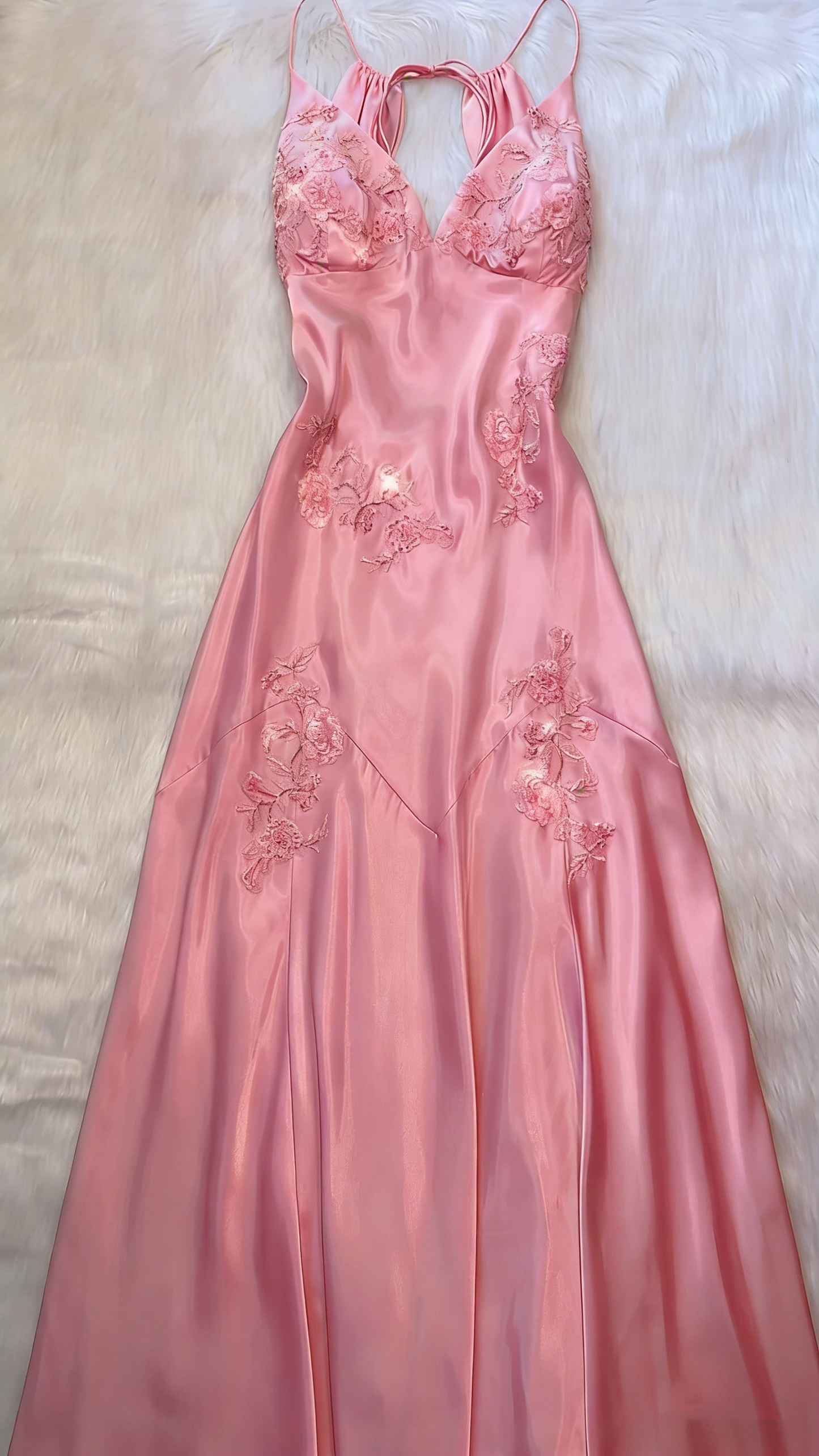 Robe de soirée sirène modeste à bretelles spaghetti, dos nu en dentelle raisin, satin, idéale pour le bal de fin d'année des lycéennes (N014)