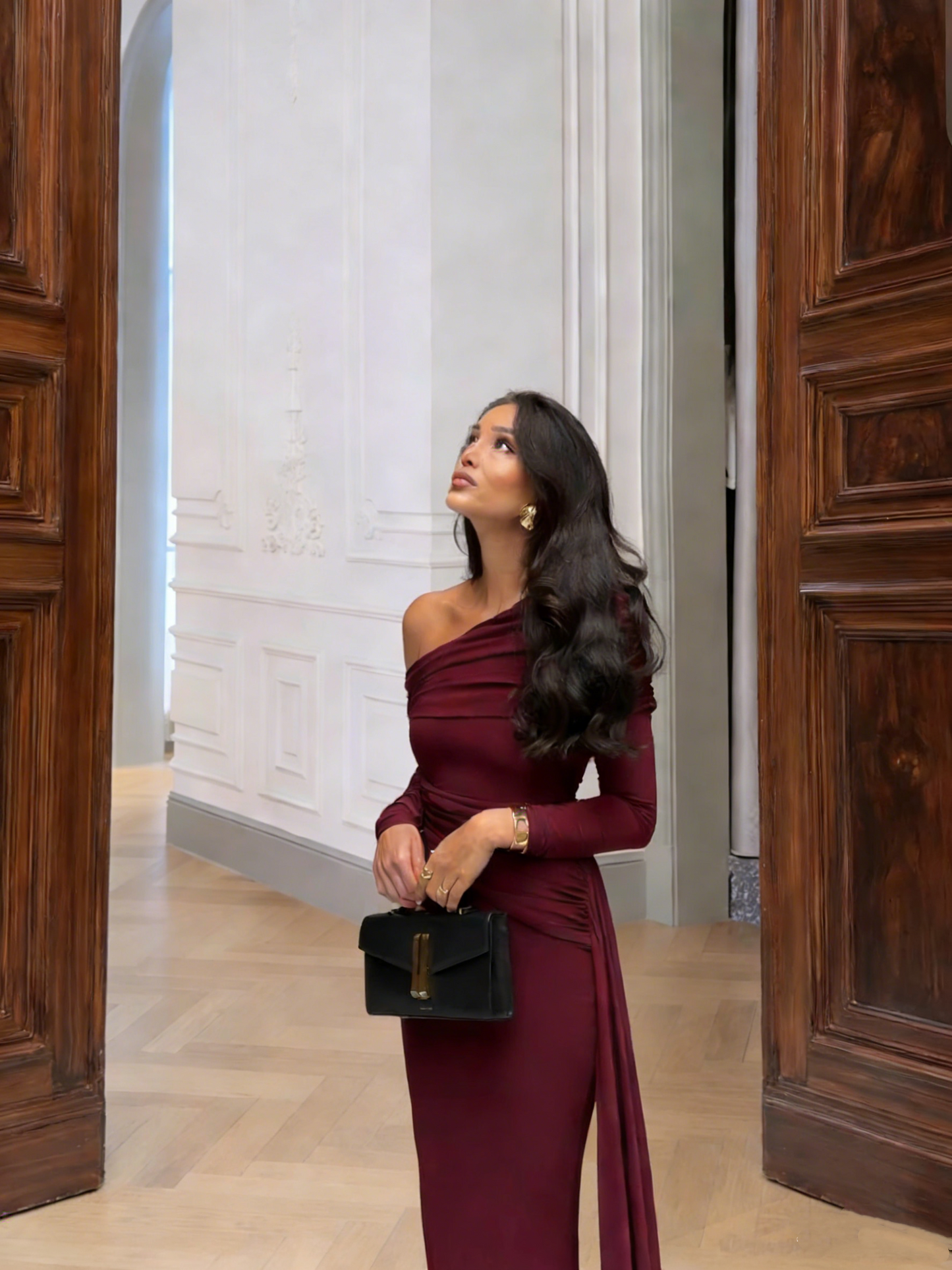 Robe de soirée sirène sexy asymétrique bordeaux à manches longues - Inspiration pour bal de fin d'année N017