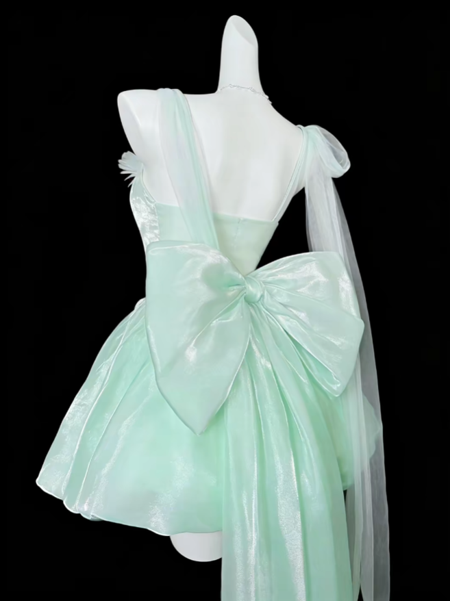 Douces Robes de Bal Bretelles Fines Vert Menthe Courtes Mini Robes de Soirée Cocktail de Rentrée N4320