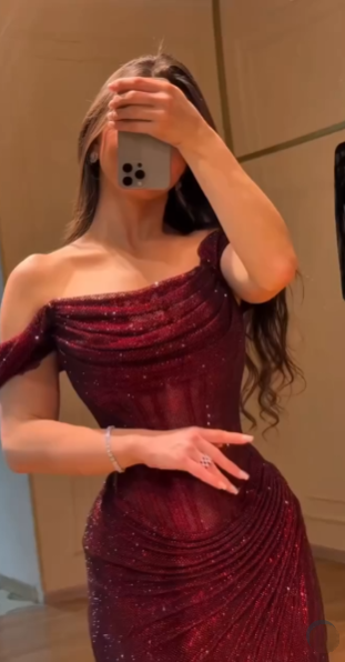 Glitzerndes Meerjungfrauen-Abendkleid mit schulterfreiem Ausschnitt für die Oberstufe, festliches Abendkleid N621