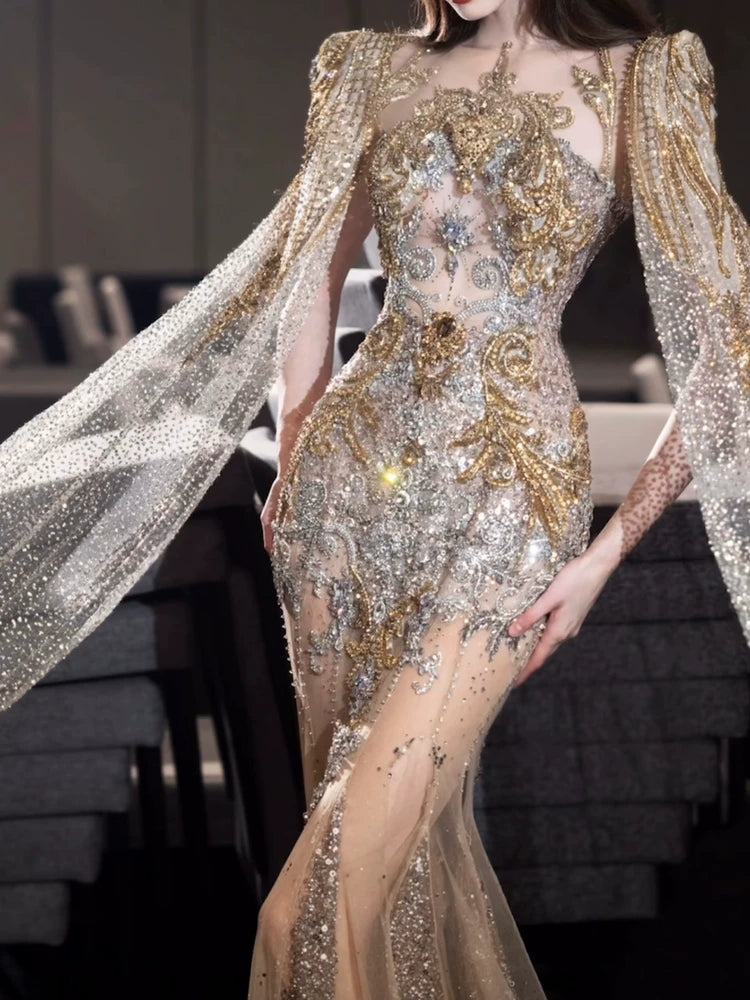 Robe de bal sirène bustier dorée à manches longues fendues et sequins - Inspiration robe de soirée longue pour un 21e anniversaire AB2287