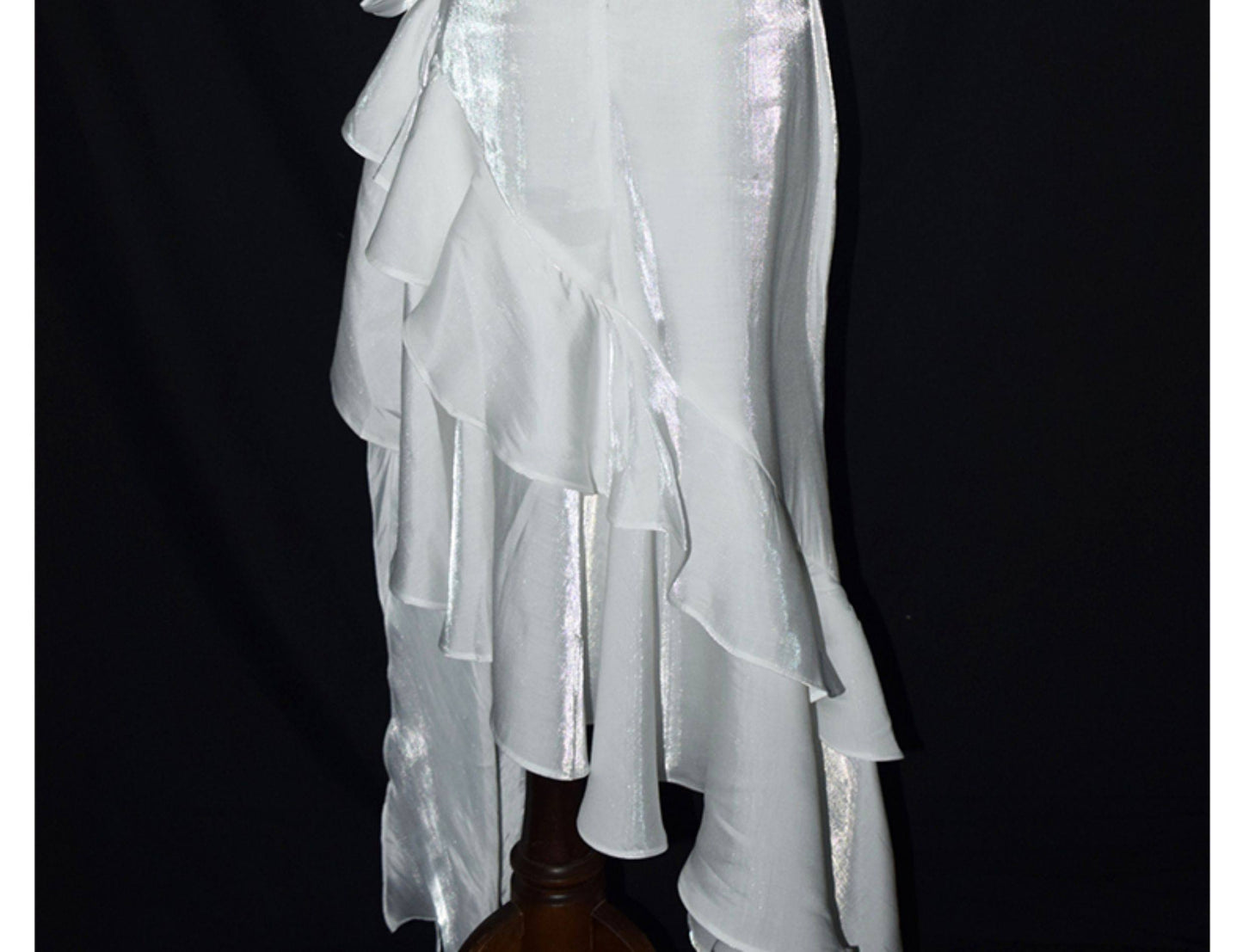 Robe de bal vintage asymétrique à fines bretelles, inspiration robe de soirée longue rétro pour un 20e anniversaire AB2340