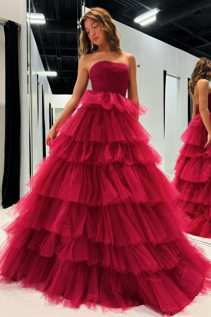 Modest Ball Gown Strapless Burgundy Tulle Prom Dresses Inspiration Party Dress Princess Graduation Dress B645