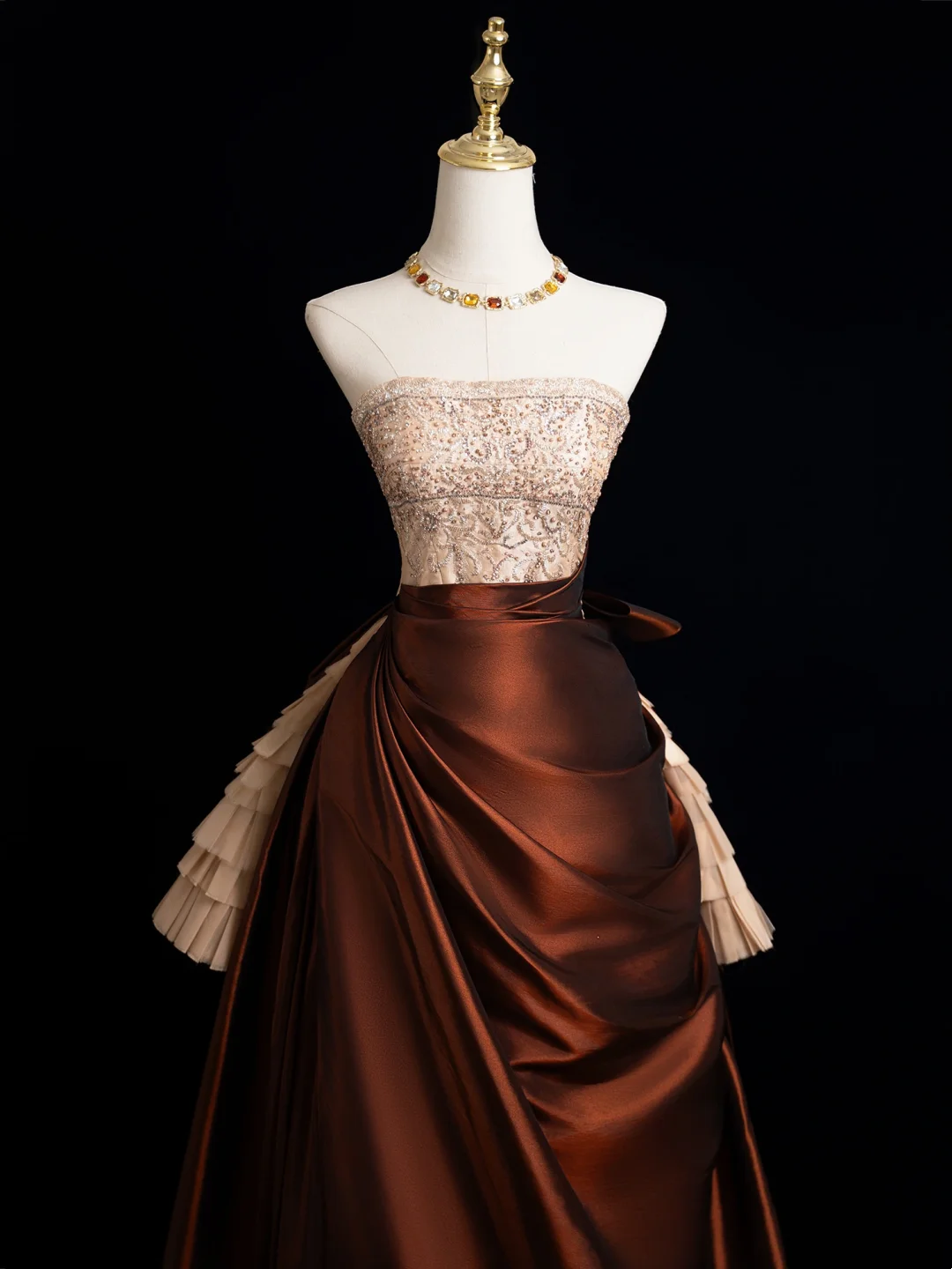 Vintage Ballkleid Trägerlos Braun Satin Lange Ballkleider Beeindrucken Sweet 16 Geburtstag Outfits Ballkleid RB1915