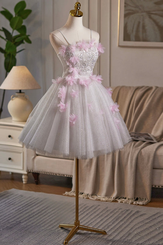 Kurzes A-Linien-Ballkleid aus weißem Tüll und rosa Blumen – RF0441