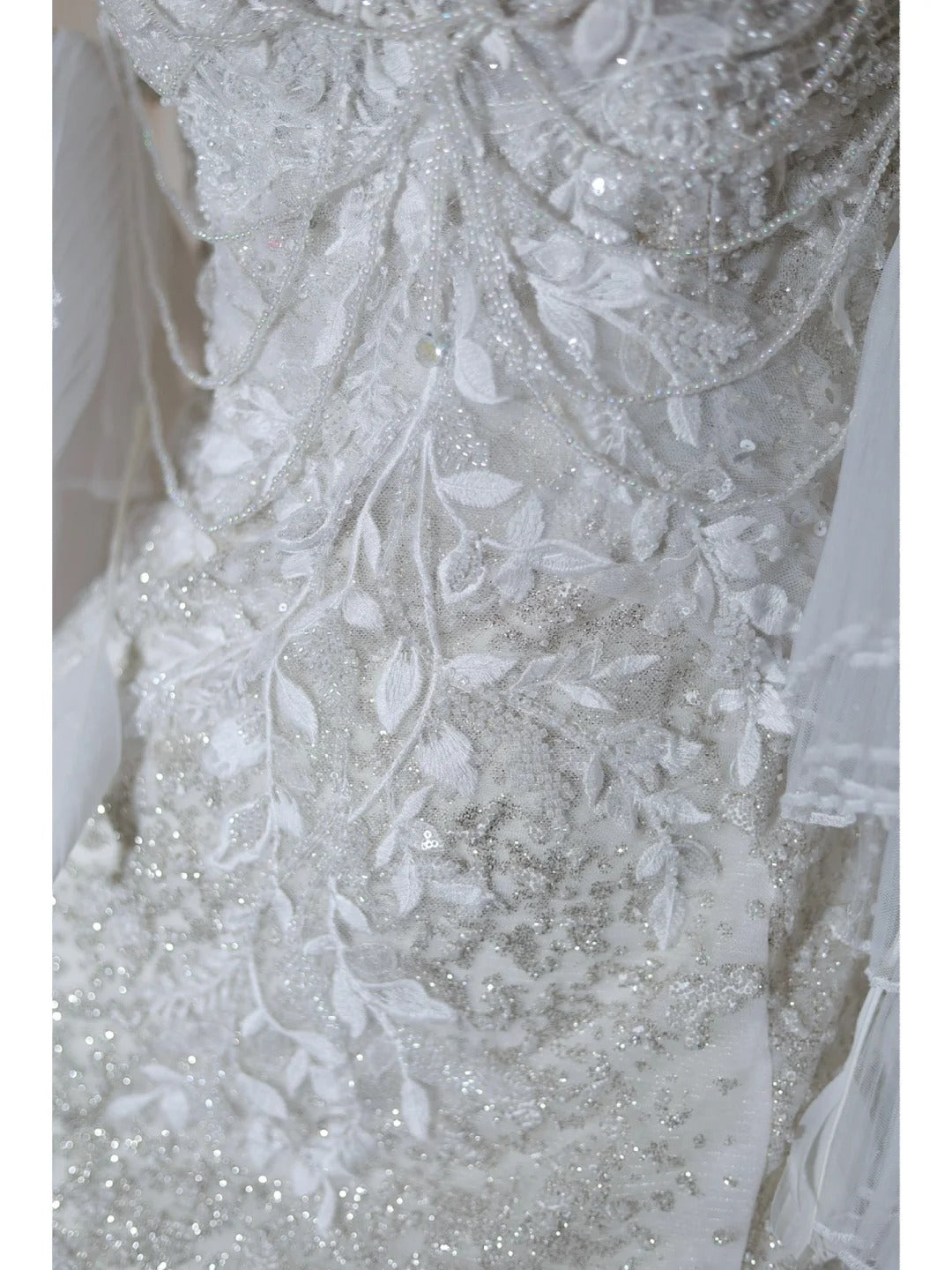 Gorgeous Sweetheart Neck Sheath Evening Dress Tulle Beaded Wedding Dress with Train RF0520