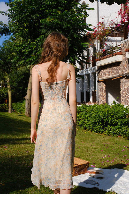 Sommerliches A-Linien-Kleid mit Spaghettiträgern und Print RF0548