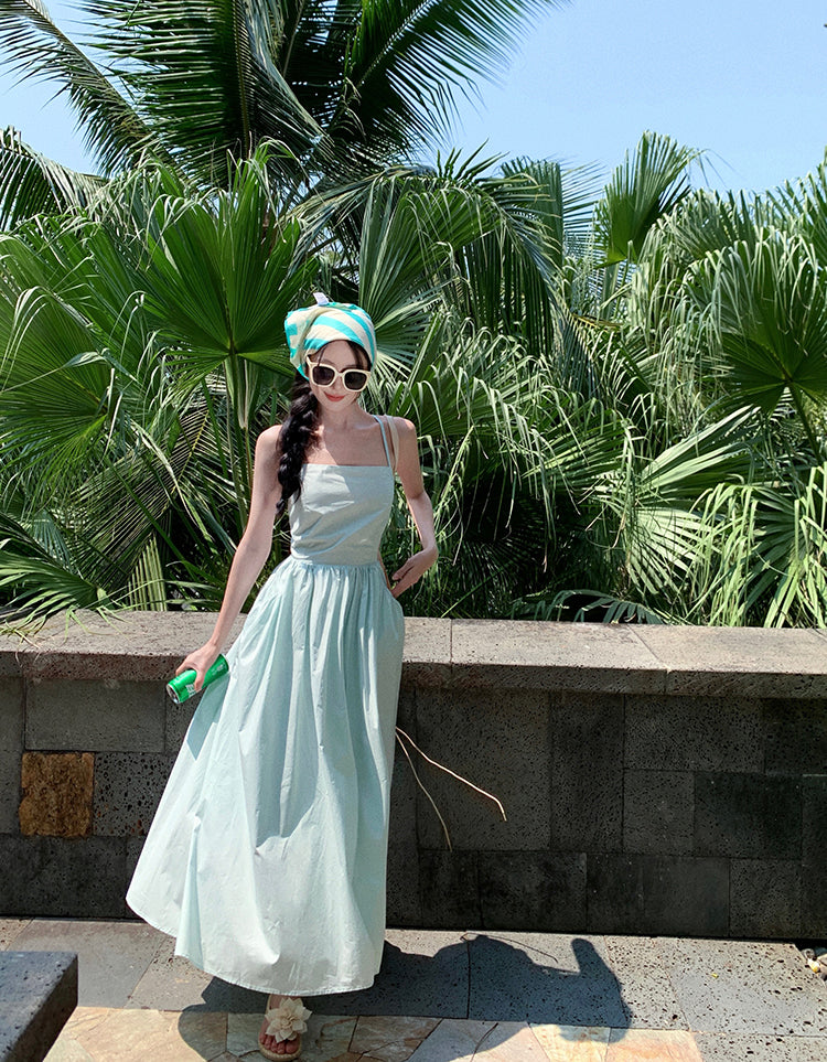 Süßes, mintgrünes, rückenfreies A-Linien-Sommerkleid mit Trägern RF0649