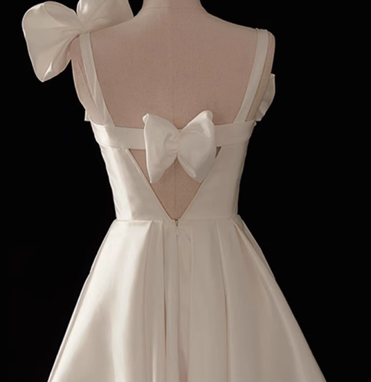 Sweet White Spaghetti Straps A-Line Satin Short Prom Dresses Homecoming Dress with Bow RF0737