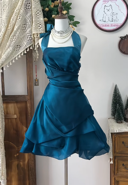 Elegantes, blaugrünes Neckholder-A-Linien-Satin-Netz-Kurzballkleid mit Homecoming-Kleid RF0781