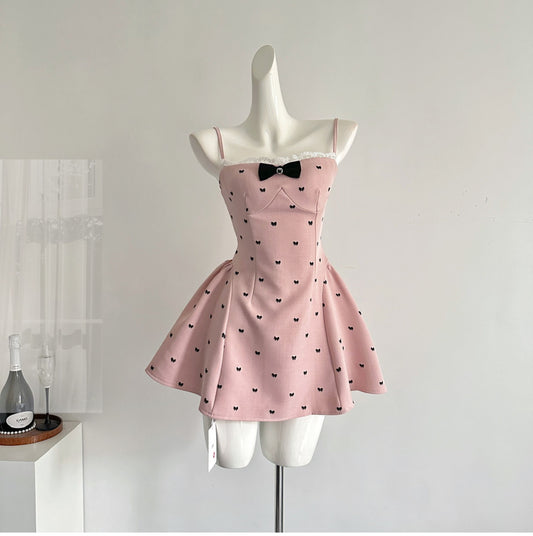 Wunderschönes rosa Spaghettiträger A-Linie kurzes Abendkleid mit Schleife süßes Partykleid RF0935
