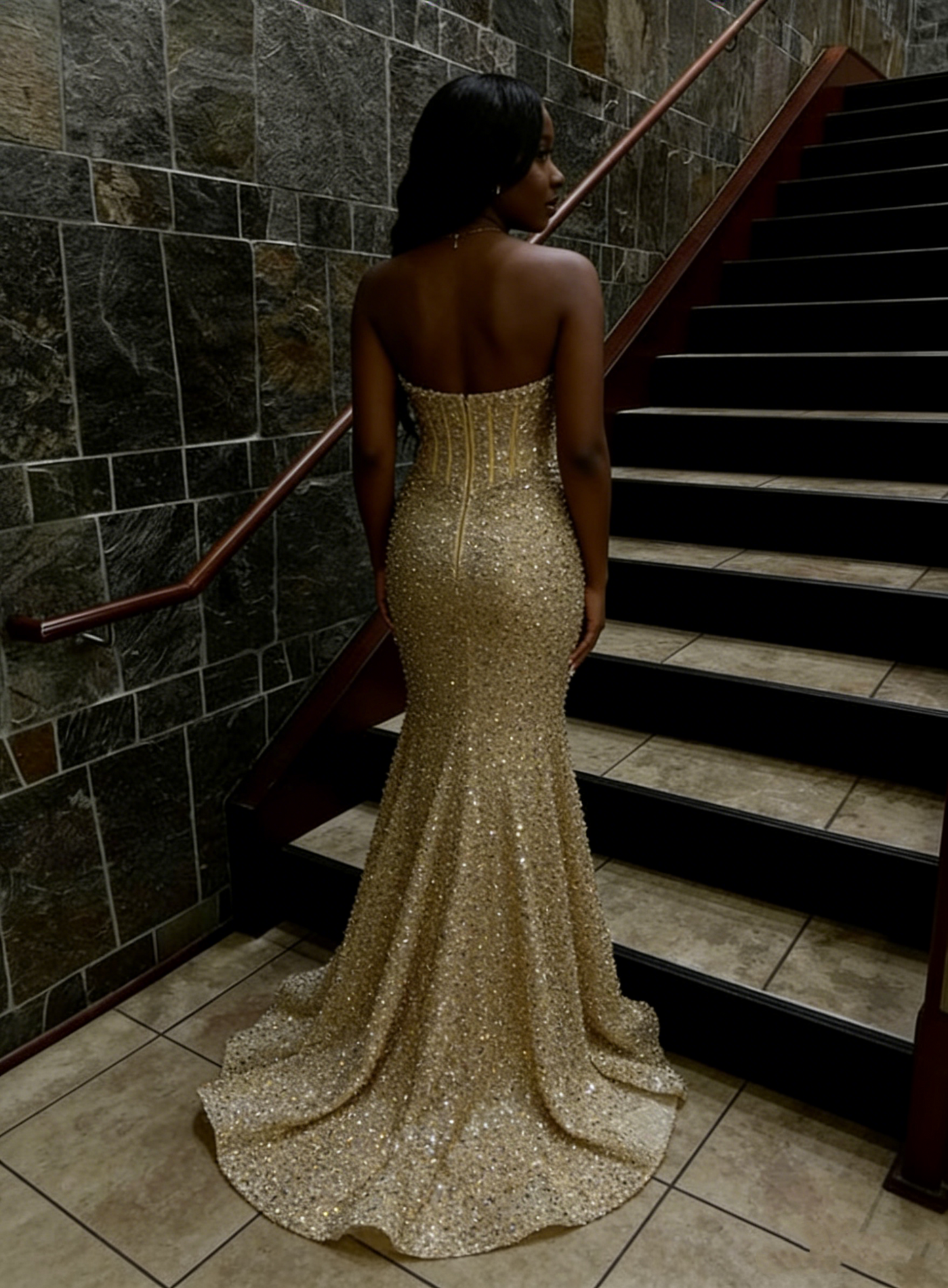Elegantes, langes Meerjungfrauen-Abendkleid mit goldenen Pailletten und herzförmigem Ausschnitt, formelles Partykleid für Damen AB1528