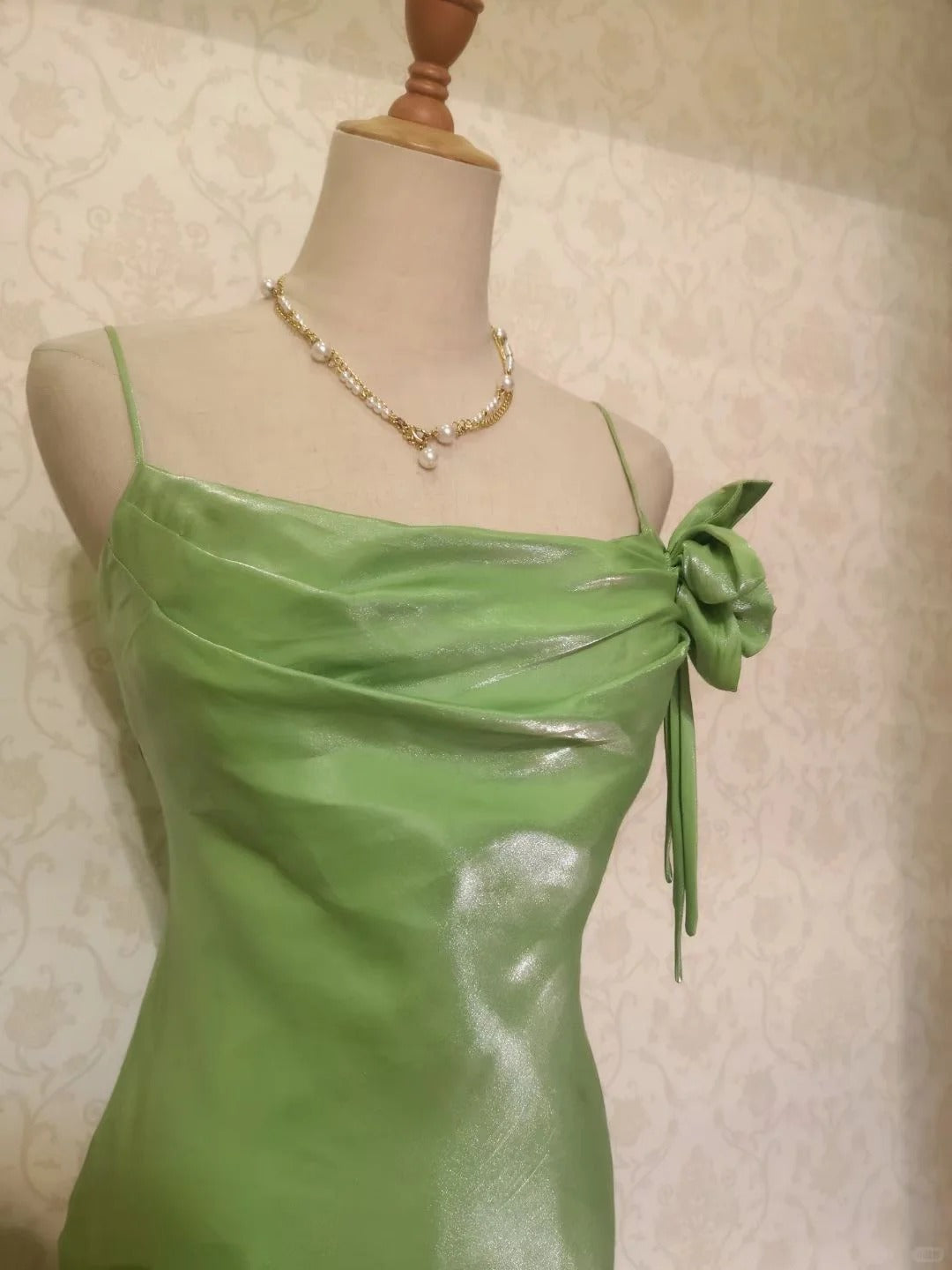 Vintage Prom Dresses 80s Mermaid Spaghetti Straps Sage Green Sleeveless Floor Length Evening Formal Outfits RB4277