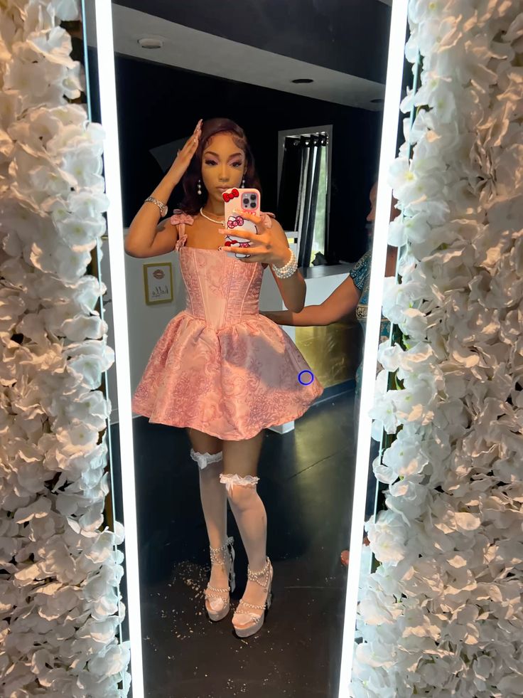 Classy Ball Gown Spaghetti Strap Pink Satin For Black Girls For Teens With Bow Party Short Mini 19th Birthday Dresses Hoco Outfit RB3789