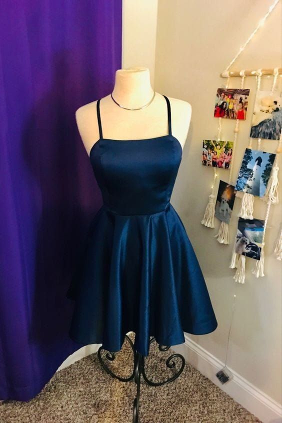 Minimalistisches A-Linien-Spaghettiträger marineblau halb-formelles 12. Klasse Inspo kurzes Mini-Heimkehrkleid RB4586