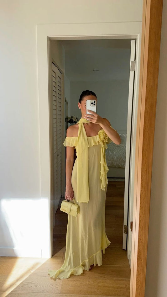 Einfaches, schulterfreies A-Linien-Abendkleid mit Schal, gelber Chiffon, ärmellos, ideal für Urlaub, Hochzeit oder als Gästekleid (N257)