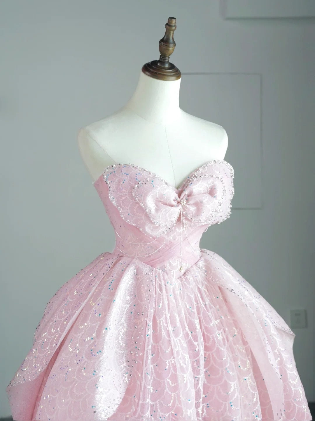 Robe de bal longue en tulle rose à décolleté cœur, inspiration pour un 19e anniversaire, robe de soirée N528