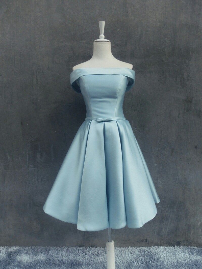 Simple Ball Gown Off The Shoulder Light Sky Blue Homecoming Dresses Knee Length Cocktail Hoco Outfits RB4634