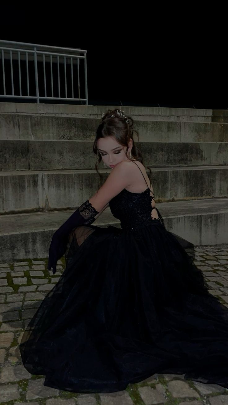 Robe de bal rétro trapèze à fines bretelles et dentelle noire en tulle, style tendance pour adolescentes, robe de soirée, robe de bal AB1145