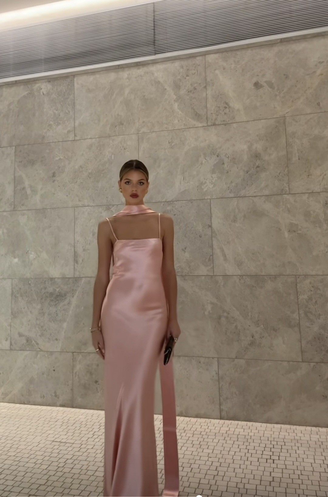 Charmante Meerjungfrau Trägerlos Rosa Mit Schal Sommer 19. Geburtstag Elegantes Outfit Hochzeitsgastkleider N4156
