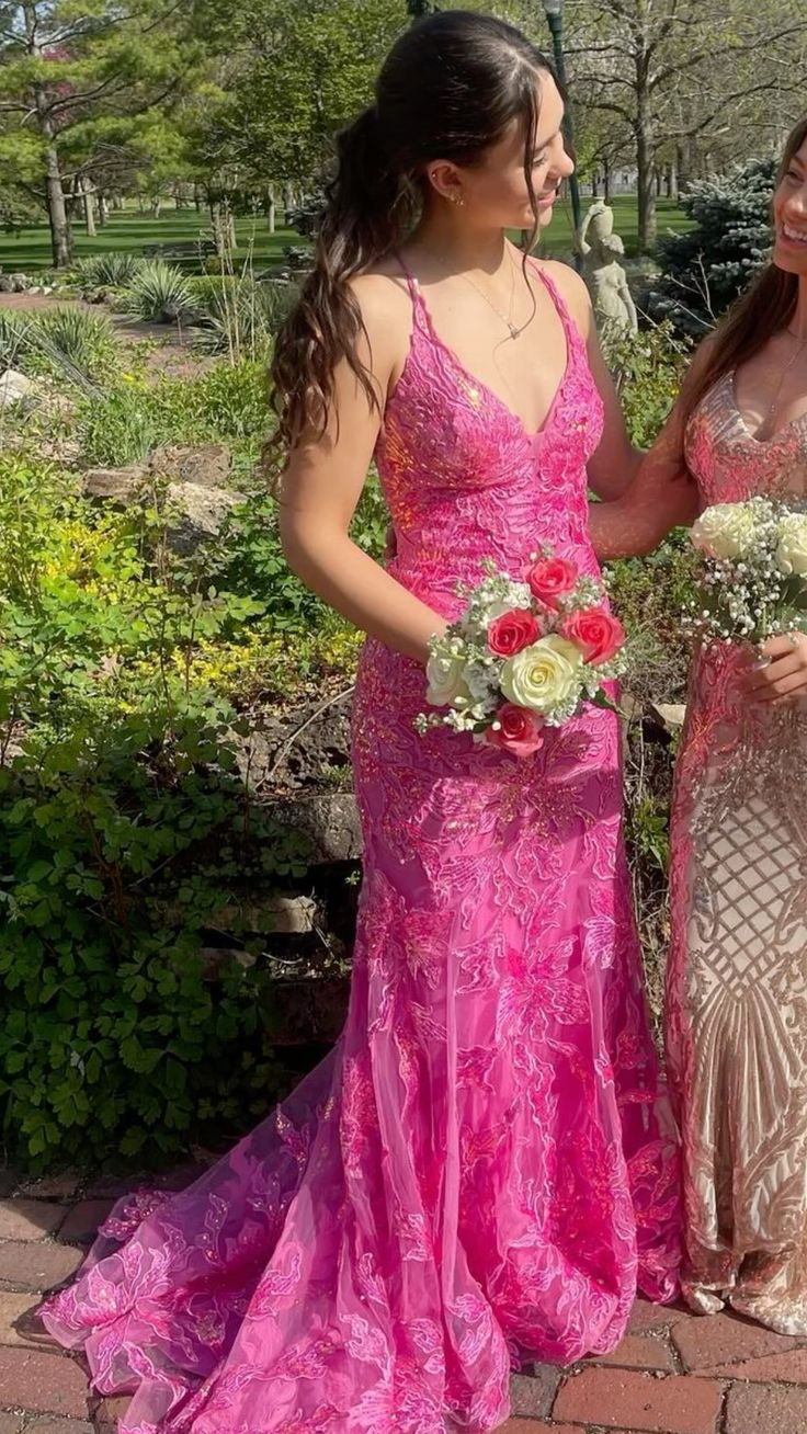 Niedliches, langes Meerjungfrauen-Abendkleid mit Spaghettiträgern in Pink und Spitze – Inspiration für formelle Abendgarderobe AB831