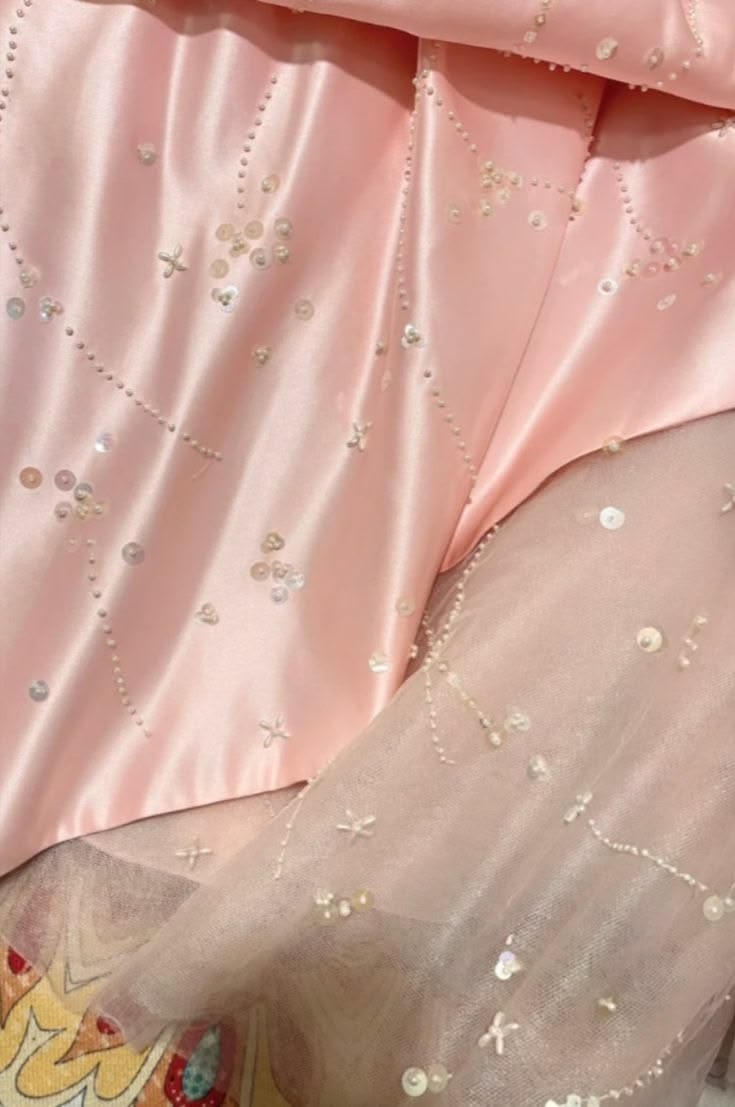 Elegantes, ärmelloses, trägerloses, langes, rosafarbenes Ballkleid mit Perlenbesatz, A-Linie, Modell N588