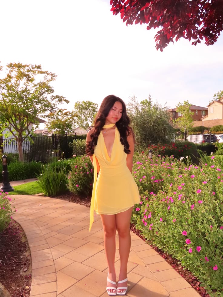 Sexy Homecoming Outfit Ideas A Line V Neck Yellow Chiffon With Scarf High School Ideas Inspo Senior Party Graduation Dresses RB7312