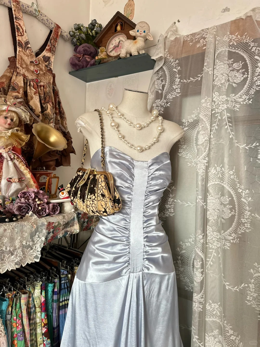 Elegantes, langes Meerjungfrauen-Abendkleid aus silbernem Satin mit Herzausschnitt für Teenager, formelles Abendkleid N1064